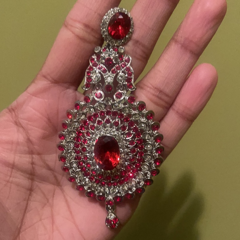 Red Earrings - Picture 2 of 2